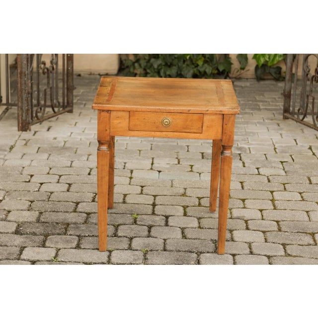 Early 19th Century Italian 1820s Neoclassical Walnut Side Table with Large Banding and Tapered Legs For Sale - Image 5 of 12