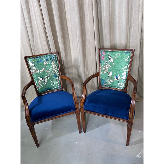 Set of 8 John Stuart Inc. (New York), dining chairs dating to the mid-20th century. This set features sculptural, solid...