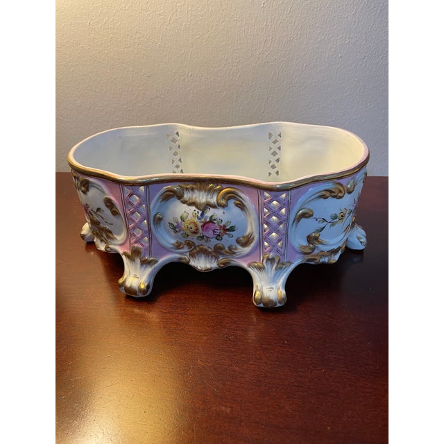 Mid 20th Century French Sorelle Gilded Porcelain Footed Jardiniere Cachepot For Sale - Image 15 of 16
