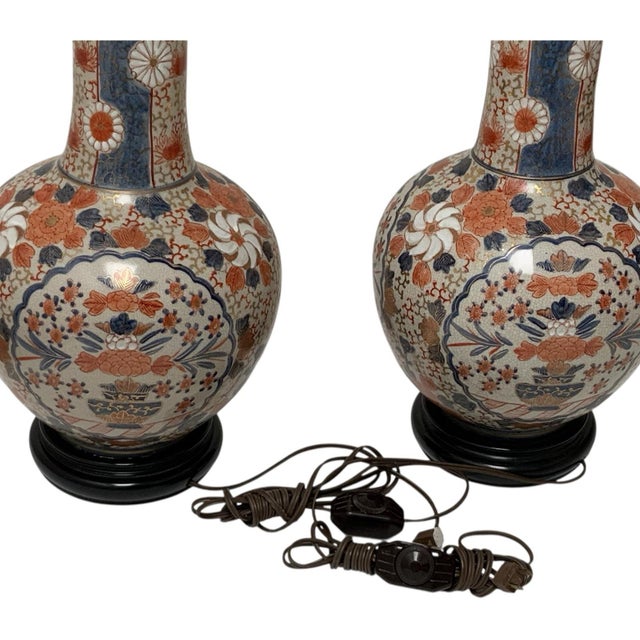 Red Antique Japanese Imari Porcelain Baluster Vase Table Lamps Late Meiji Taisho - a Pair For Sale - Image 8 of 12