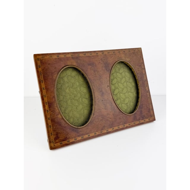 Beautiful antique French Napoleon III double photo frame, dating to the second half of the 19th century. Made from richly...
