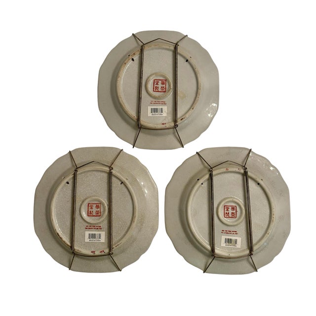 Vintage Chinese Floral Ceramic Crackle Glaze Decorative Plates - Set of 3 For Sale In New York - Image 6 of 7