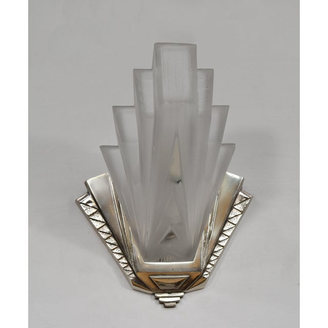1930s Pair of Petitot & Muller Freres French Art Deco Stepped Geometric Wall Sconces 1930s . 2 Pair Available For Sale - Image 5 of 12
