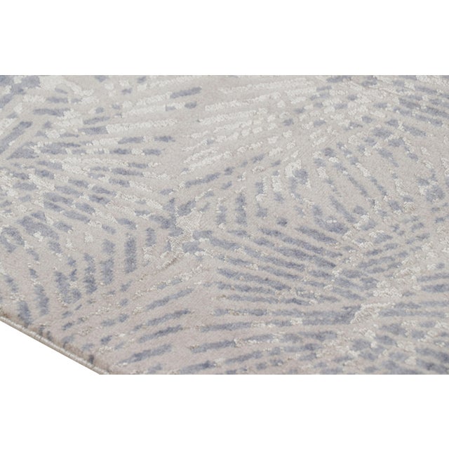 Rug & Kilim’s Modern Abstract Rug in Beige and Gray For Sale In New York - Image 6 of 8