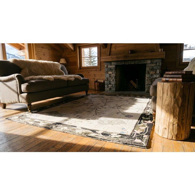 1900s Ivory Folk Art Floral Antique American Hooked Small Rug For Sale - Image 17 of 18