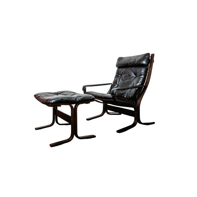 Set of Siesta Lounge Chair and Ottoman in Black Leather by Ingmar Relling for Westnofa, Norway, 1960s For Sale - Image 3 of 12