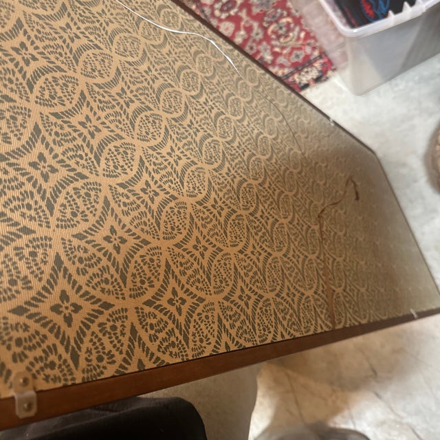 1970s 1970s Gold Asian Style Artwork Wall Hanging in Wooden Frame For Sale - Image 5 of 5