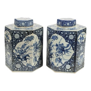 Pair of Chinese Blue & White Porcelain Tea Canisters For Sale
