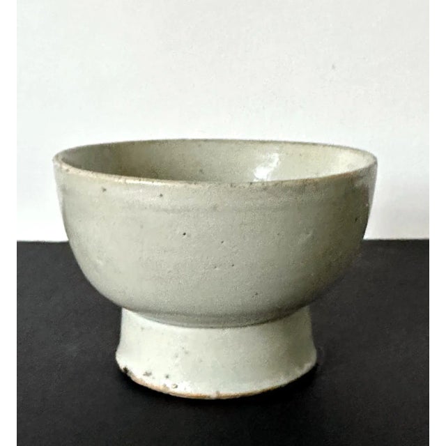 White Small Korean White Ceramic Stem Bowl Joseon Dynasty For Sale - Image 8 of 12
