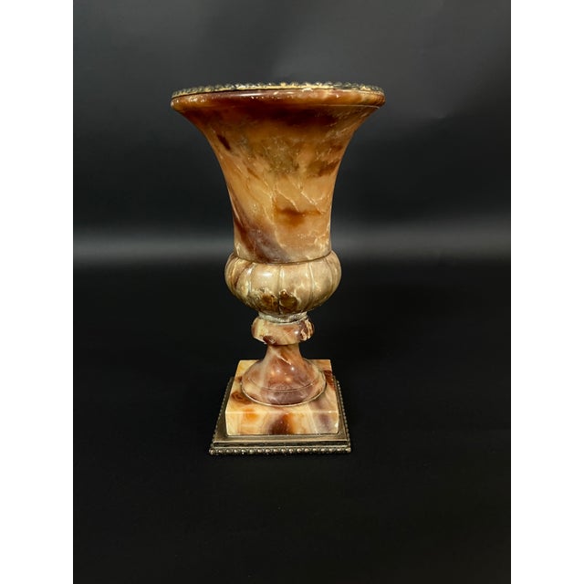 Beige Italian Neoclassical Grand Tour Urn, 1820 For Sale - Image 8 of 12