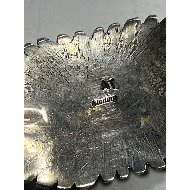 Metal 1990s Native American Sterling Silver and Onyx Bracelet For Sale - Image 7 of 8