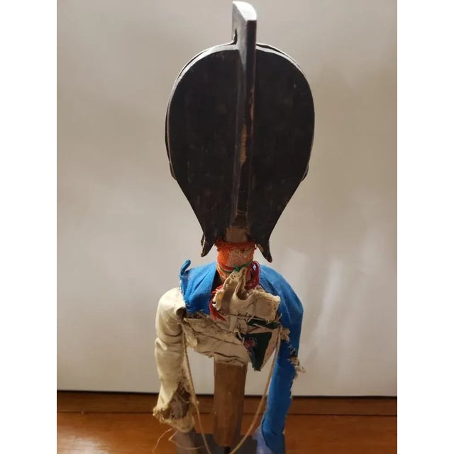 Mid 20th Century Bamana Sogo Bo Merekun Puppet From Mali on Metal Stand For Sale In New Orleans - Image 6 of 8