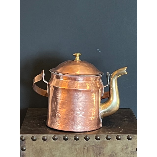 Farmhouse 19th Century Hand-Hammered Copper & Brass Dovetail Tea Kettle For Sale - Image 3 of 8