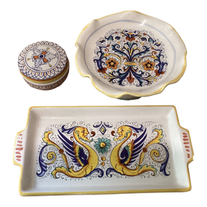Late 20th Century Original 3 Piece Collection of Handcrafted Hand-Painted Italian Majolica Ceramiciche From Deruta