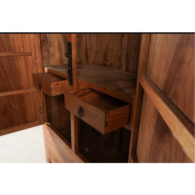 Chinese Late 20th Century Large Chinese Carved Camphorwood Cabinet For Sale - Image 3 of 7