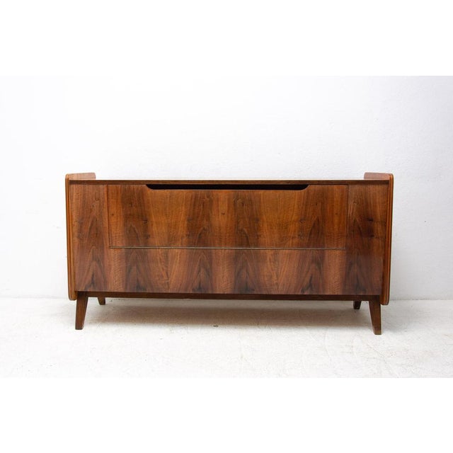 Mid-Century Modern Walnut Dressser attributed to František Jirák for Tatra, Czechoslovakia, 1960s For Sale - Image 16 of 18