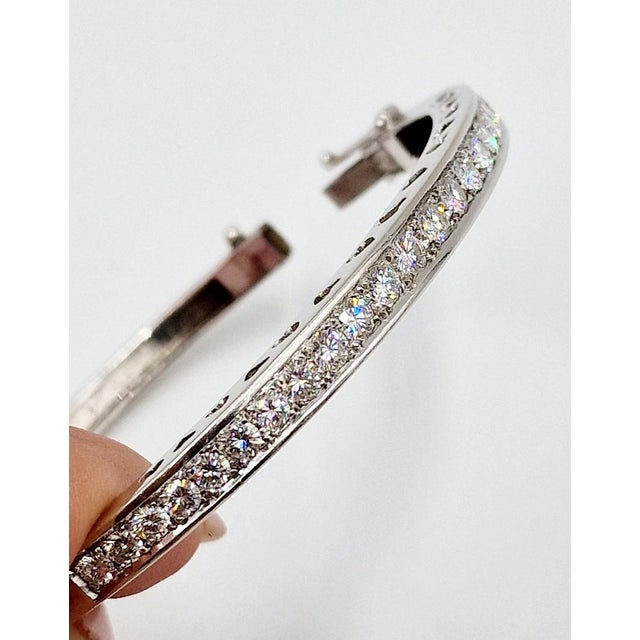Bracelet in 18 Karat White Gold with 25 Diamonds, 1990s For Sale - Image 14 of 17