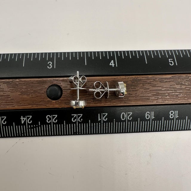 Early 21st Century Luxurious Yellow Diamond Studs in 14kt White Gold – 0.52ctw, Push Backs, New, A Pair For Sale - Image 5 of 5