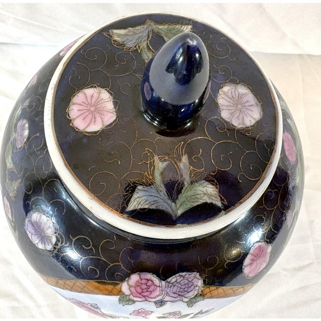 Shabby Chic 20th Century Chinese Famille Porcelain Lidded Ginger Jar For Sale - Image 3 of 18