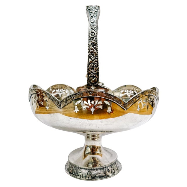 Early 20th Century Antique Crescent Silver Mfg. Co. Repoussé Triple-Plated Dutch Motif Bridal Basket For Sale - Image 5 of 10