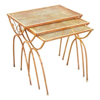 Vintage Salterini Style Mid Century Modern Wrought Iron Nesting Side Tables - Set of 3 For Sale