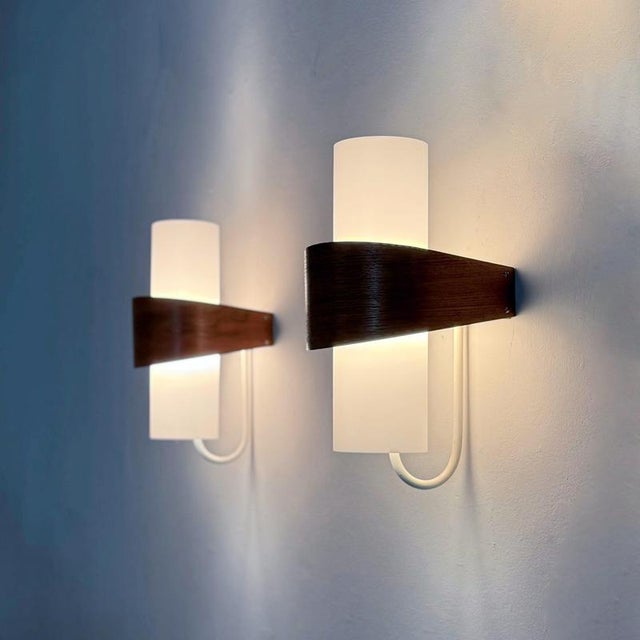 White NX 40 Wall Lights by Louis Kalff for Philips, 1960s, Set of 2 For Sale - Image 8 of 11