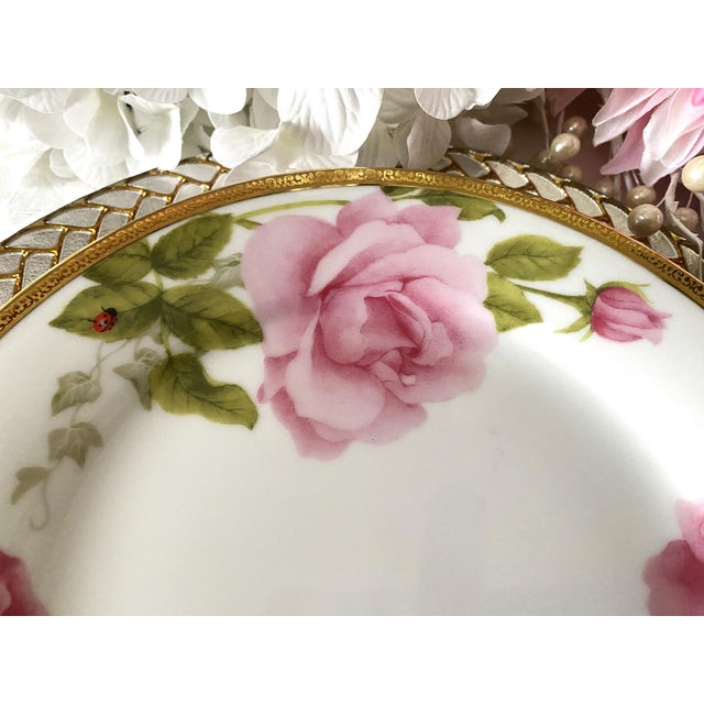 2006 Charter Club Luncheon Plates, Pink Fashion Rose Buffet, Pink With Gold Encrusted Rim - Set of 4 For Sale - Image 14 of 18