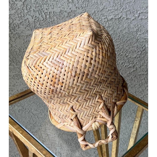 Stylish Mid 20th-Century Rattan & Bamboo Zig Zag Aka Herringbone Pattern Cachepot / Planter Basket For Sale - Image 14 of 18