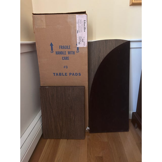 Vintage Ethan Allen Queen Anne Cherry Dining Set – Table, 6 Chairs, 2 Leaves & Custom Pads For Sale - Image 10 of 10