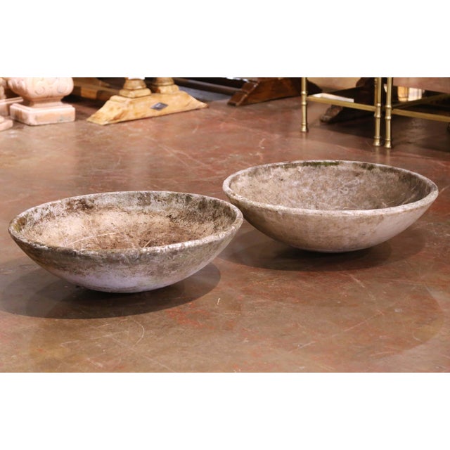 Mid 20th Century Pair of Mid-Century Swiss Willy Guhl Eternit Concrete Saucer Planters For Sale - Image 5 of 8