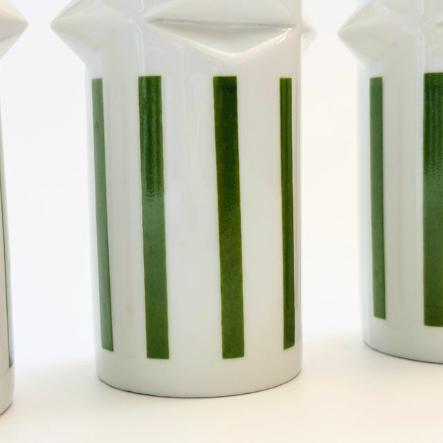 Ceramic MCM LaGardo Tackett Green Striped Faceted Tumblers - Set of 4 - Schmid International Porcelain For Sale - Image 7 of 11