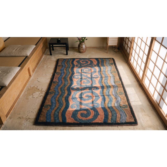 1930s Salmon Abstract Cloud Bands Antique American Hooked Rug 3' X 5'3" Knotted Wool Carpet For Sale - Image 14 of 14