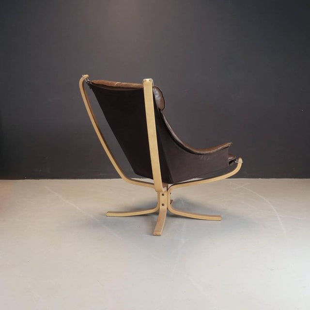 Vatne Møbler Brown Leather Falcon Lounge Chair by Sigurd Ressell for Vatne Møbler For Sale - Image 4 of 7