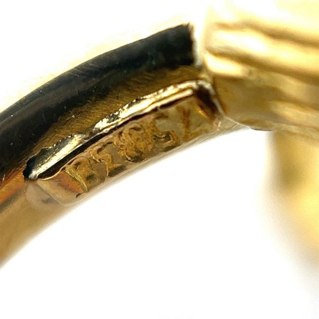 Mid 20th Century 18k Solid Yellow Gold Double Rams Head Band Ring - Size 6 For Sale In Miami - Image 6 of 8