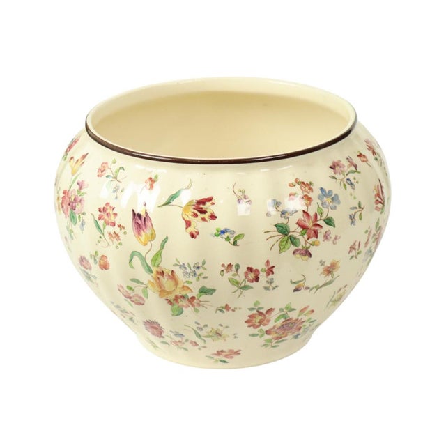 Large Polychrome Flower Cache Pot from Longchamp, France, 1890s For Sale - Image 12 of 18