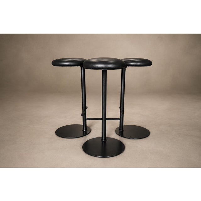 Ricardo Fasanello “Ciranda” Bar Stools in Black Carbon Steel and Original Leather, Set of Three, Brazil, 1986 For Sale - Image 16 of 18