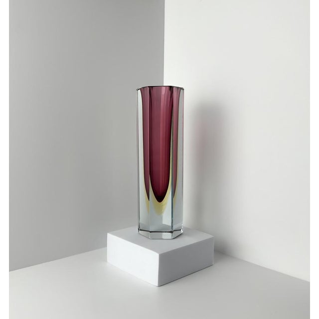 1960s Murano Glass Faceted Sommerso Vase by Mandruzzato, 1960s For Sale - Image 5 of 8