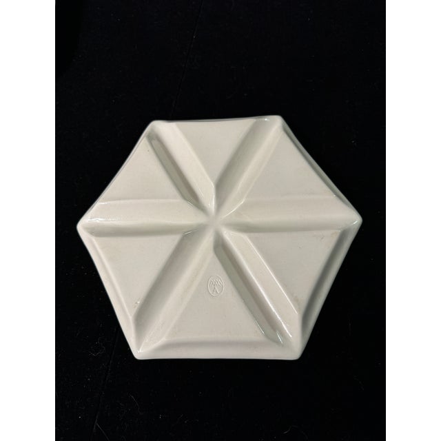 Mid 20th Century Mottahedeh Museum of Modern Art Staffordshire Style Creamware Divided Server For Sale - Image 9 of 9