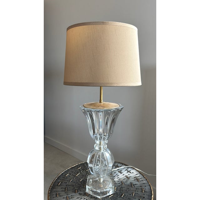 Metal Vintage French Regency Crystal Art Verrier (Art Glass) Table Lamp Att. Art Vannes For Sale - Image 7 of 16