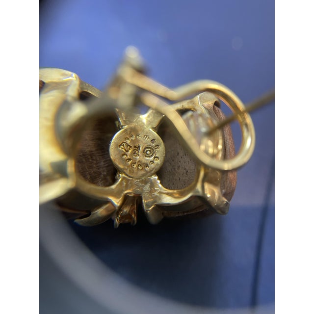 1980s Pair of Rare Seaman Schepps 18k Yellow Gold, Wood Block & Citrine Ear Clips For Sale - Image 10 of 10