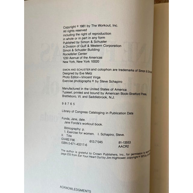 Modern Signed Jane Fonda’s Workout Book (1981) | Vintage Fitness Hardcover With Dust Jacket For Sale - Image 3 of 18