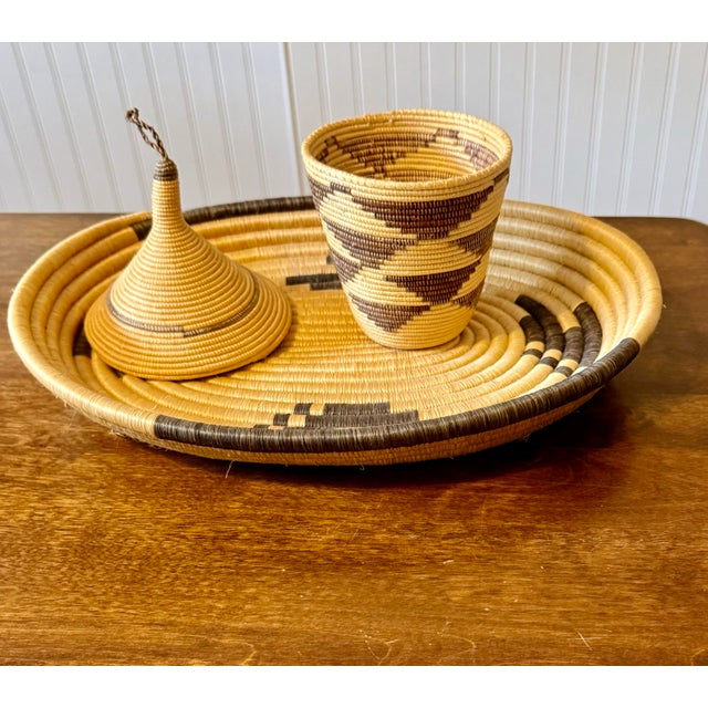 Textile Set of 2, Rwandan Tutsi Woven Basket With Large Tray For Sale - Image 7 of 12