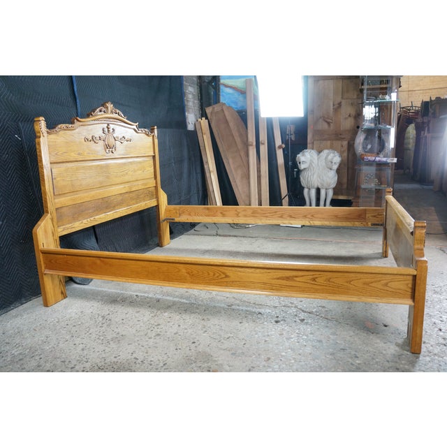 Antique 19th Century American Victorian Carved Oak Full to Queen Size Bed For Sale - Image 18 of 18