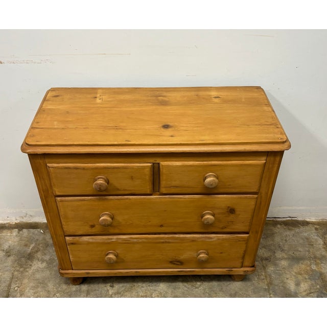 19th Century English Pine Chest of Drawers For Sale - Image 4 of 8