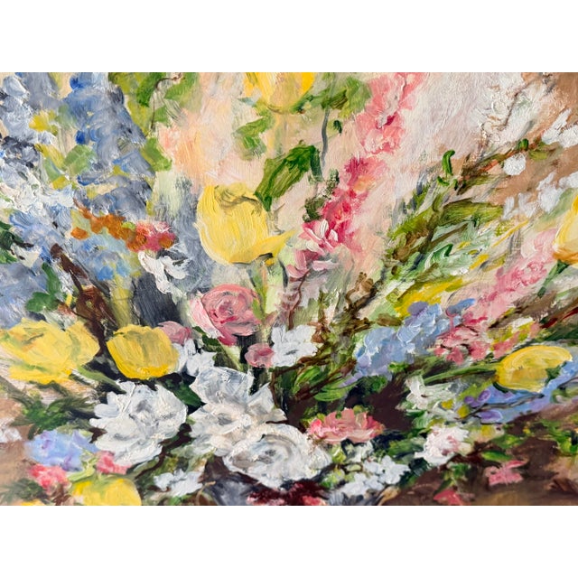 American Vintage Floral Still Life Oil Painting by Rosalie Swerett in Ornate White Frame For Sale - Image 3 of 17