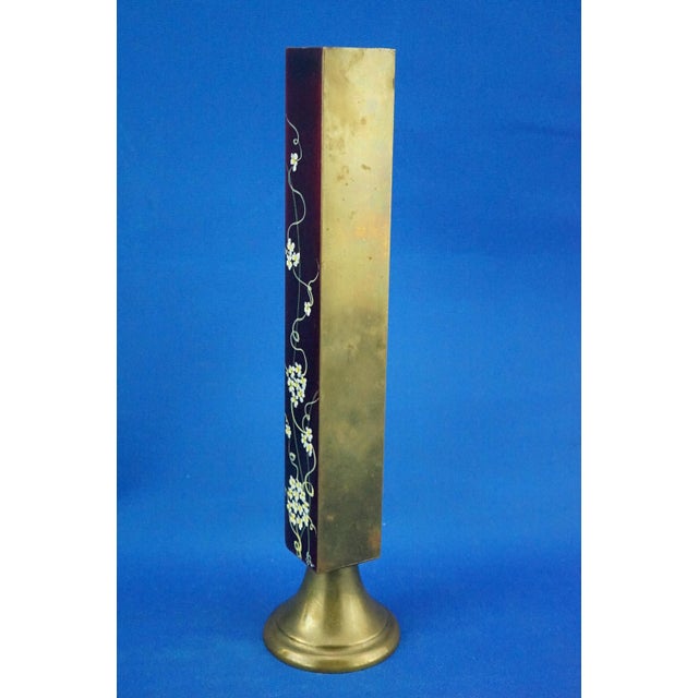 20th Century, Oriental Bronze Vase with Enamels and Floral Decorations Early 1900s - China or Japan, 1890s For Sale - Image 3 of 18