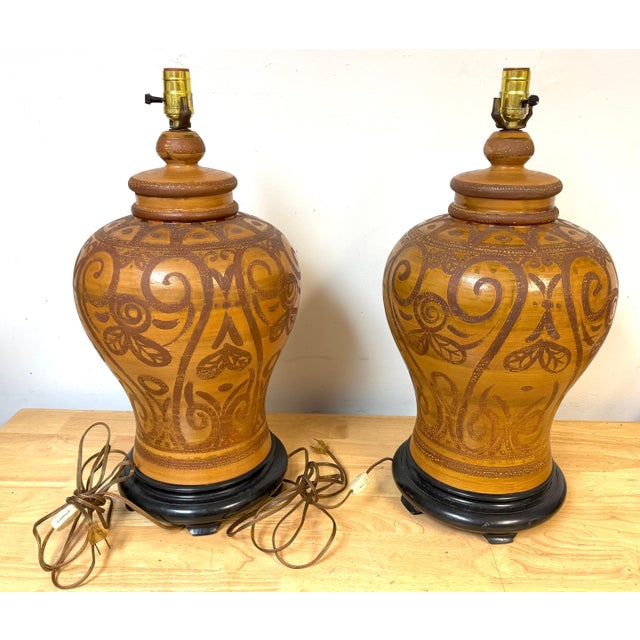 Pair Italian Mid-Century Slip-Decorated Sgraffito Pottery Lamps , C. 1960s For Sale - Image 9 of 9