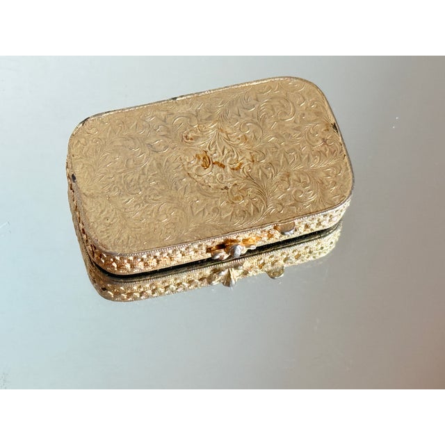 Vintage 1973 Estée Lauder "Portrait" Solid Perfume Compact. For Sale - Image 9 of 15