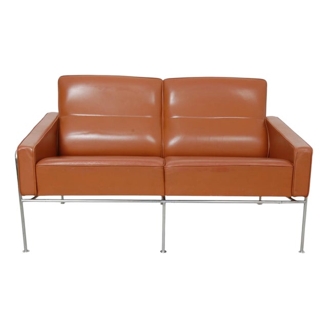 3303 Two-Seater Sofa in Cognac Leather by Arne Jacobsen, 1980s For Sale