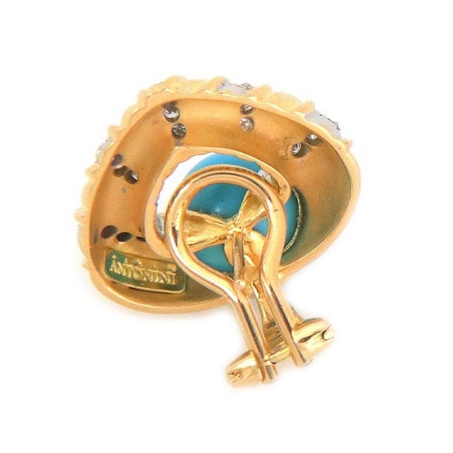 Mid 20th Century Pair of Antonini Diamond Turquoise 18k Yellow Gold Heart Post Clip Huggie Earrings For Sale In Miami - Image 6 of 7